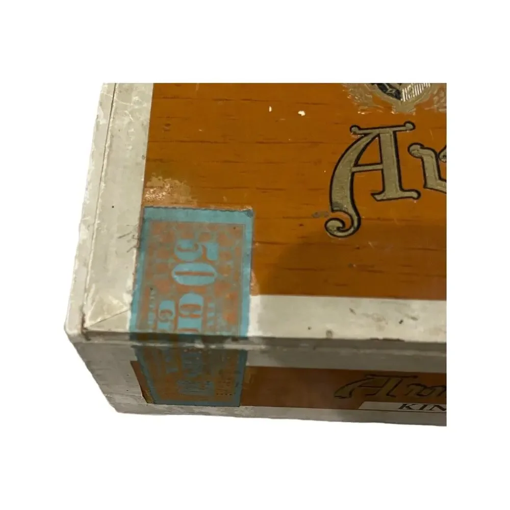 Avalon De Lux 5 Cent Factory No. 82 Dist. Of Pa. Cigarbox